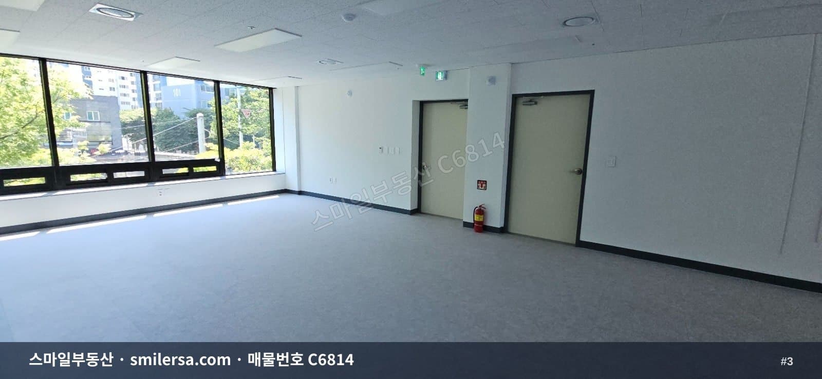 거제역 인근 신축 중형 사무실, 깨끗하고 접근성 좋은 42평 썸네일 3