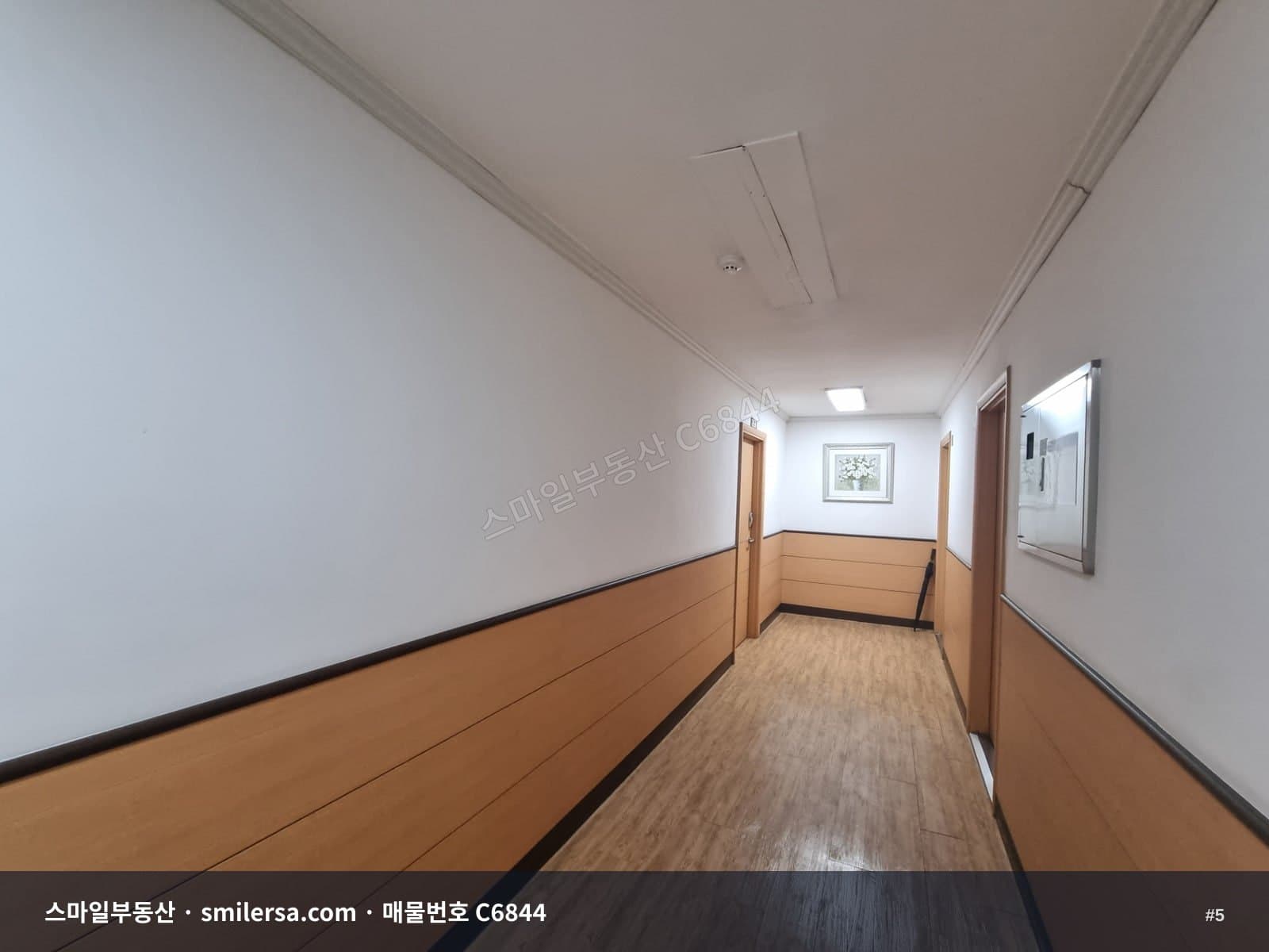 부산역 삼성화재 인근 사무실, 역세권 28평 깔끔한 공간 썸네일 5