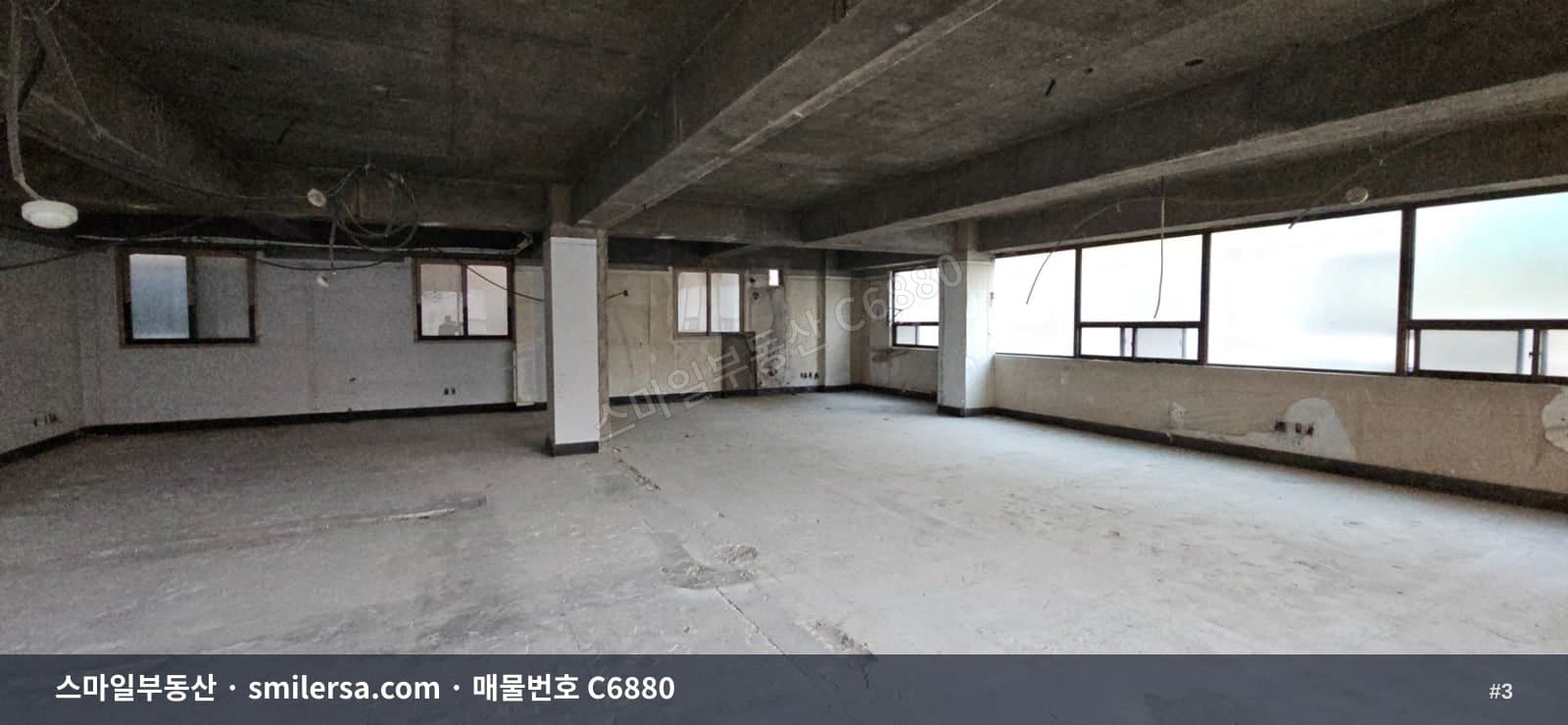 서면역 인근 중앙대로변 사무실 63평 월세 매물 썸네일 3