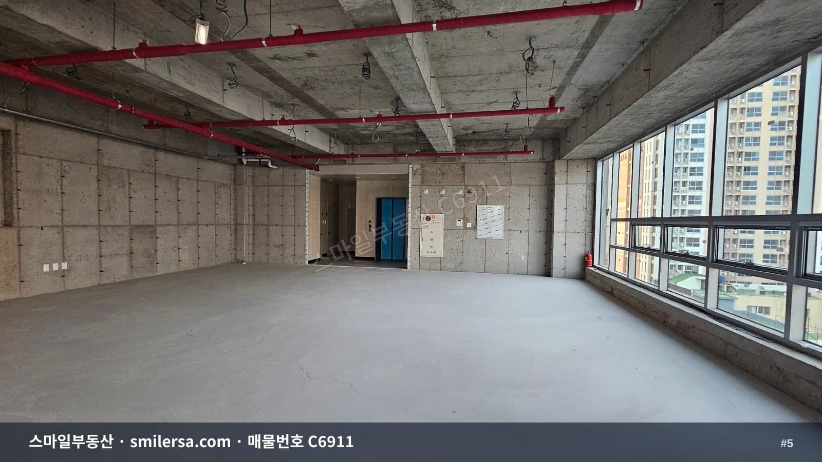 수영구보건소 인근 가시성 좋은 사무실 61평, 병의원 가능 썸네일 5