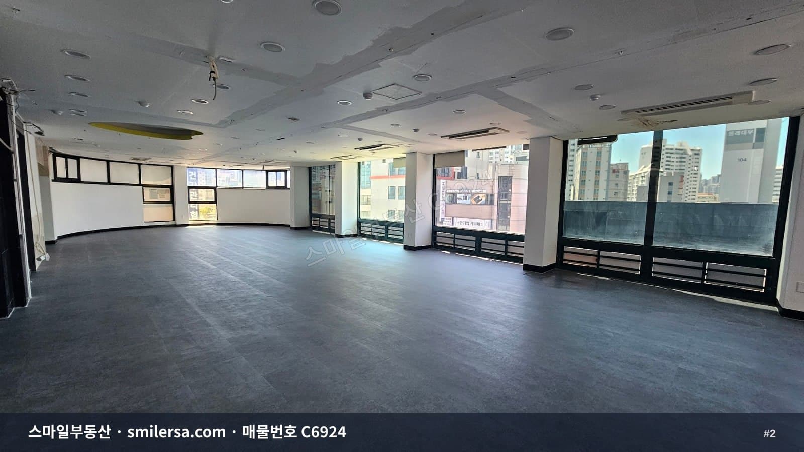 동래역 1번출구 바로 앞, 66평 사무실 월세 썸네일 2