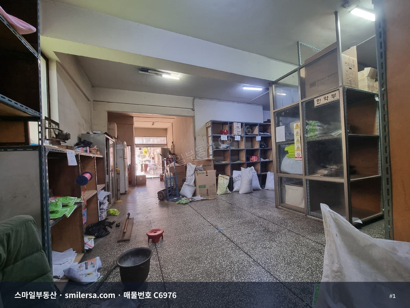 부산광역시 부산진구 전포동 상가 내부 사진 C6976