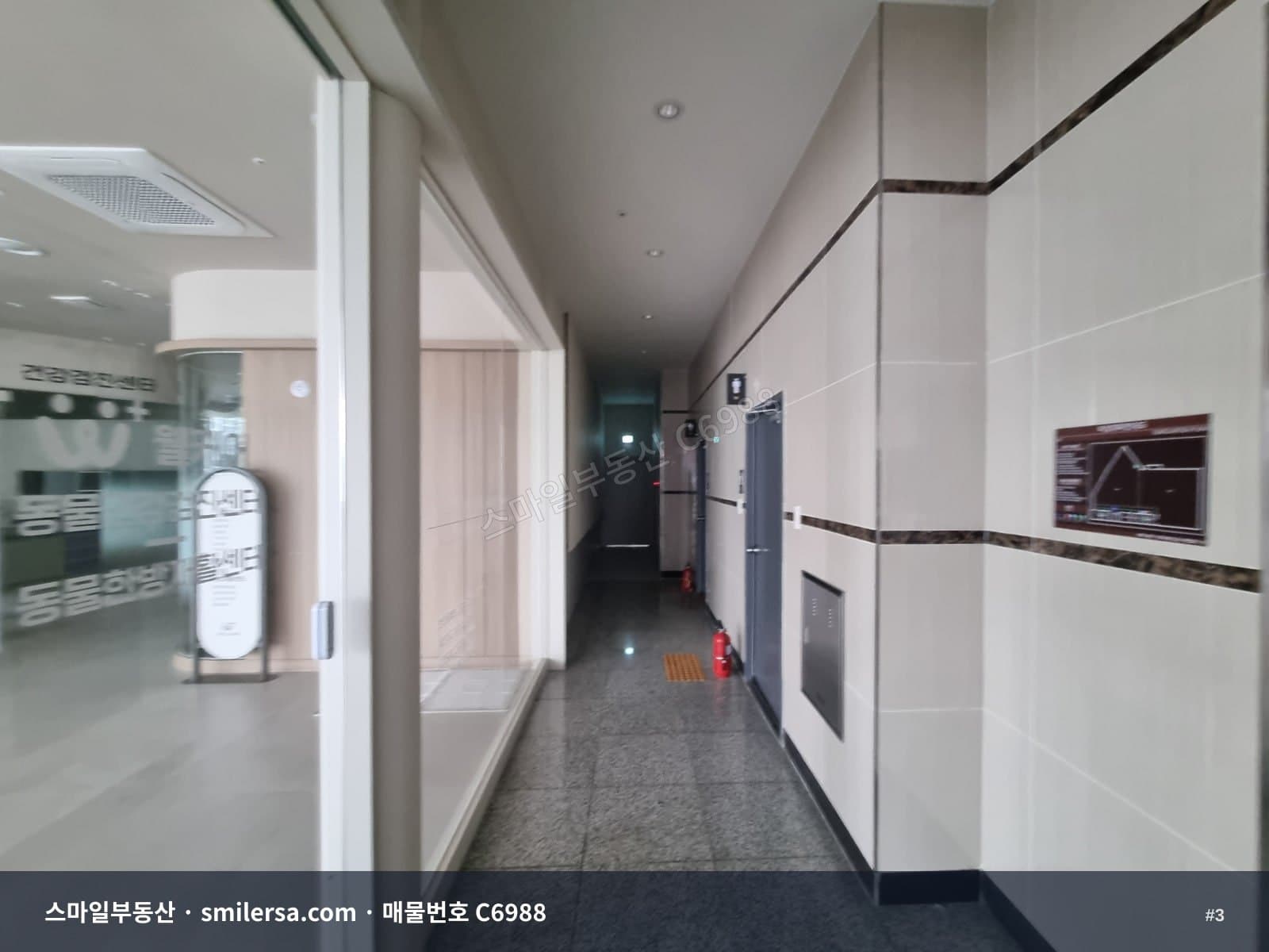대연동 대남로타리 코너 150평 대형 상가, 사무실로도 좋습니다 썸네일 3