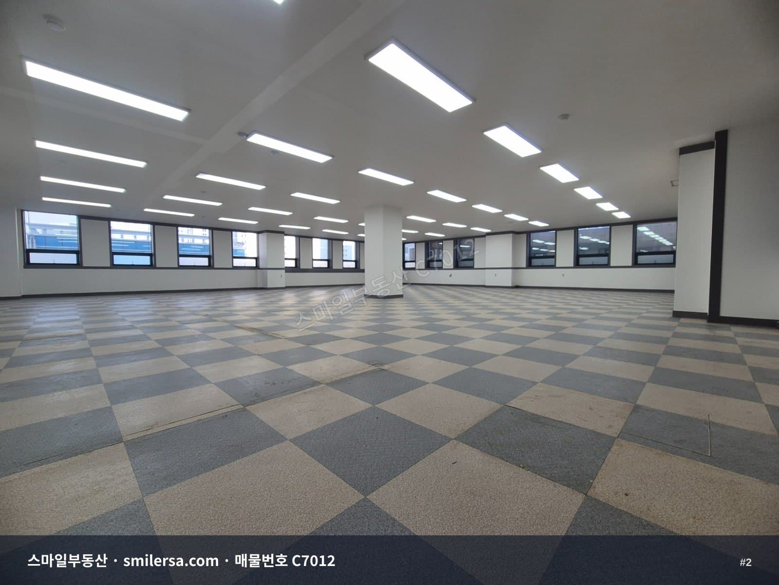 범천동 범일로변 98평 사무실, 지하철 가깝고 광고효과 좋은 자리 썸네일 2