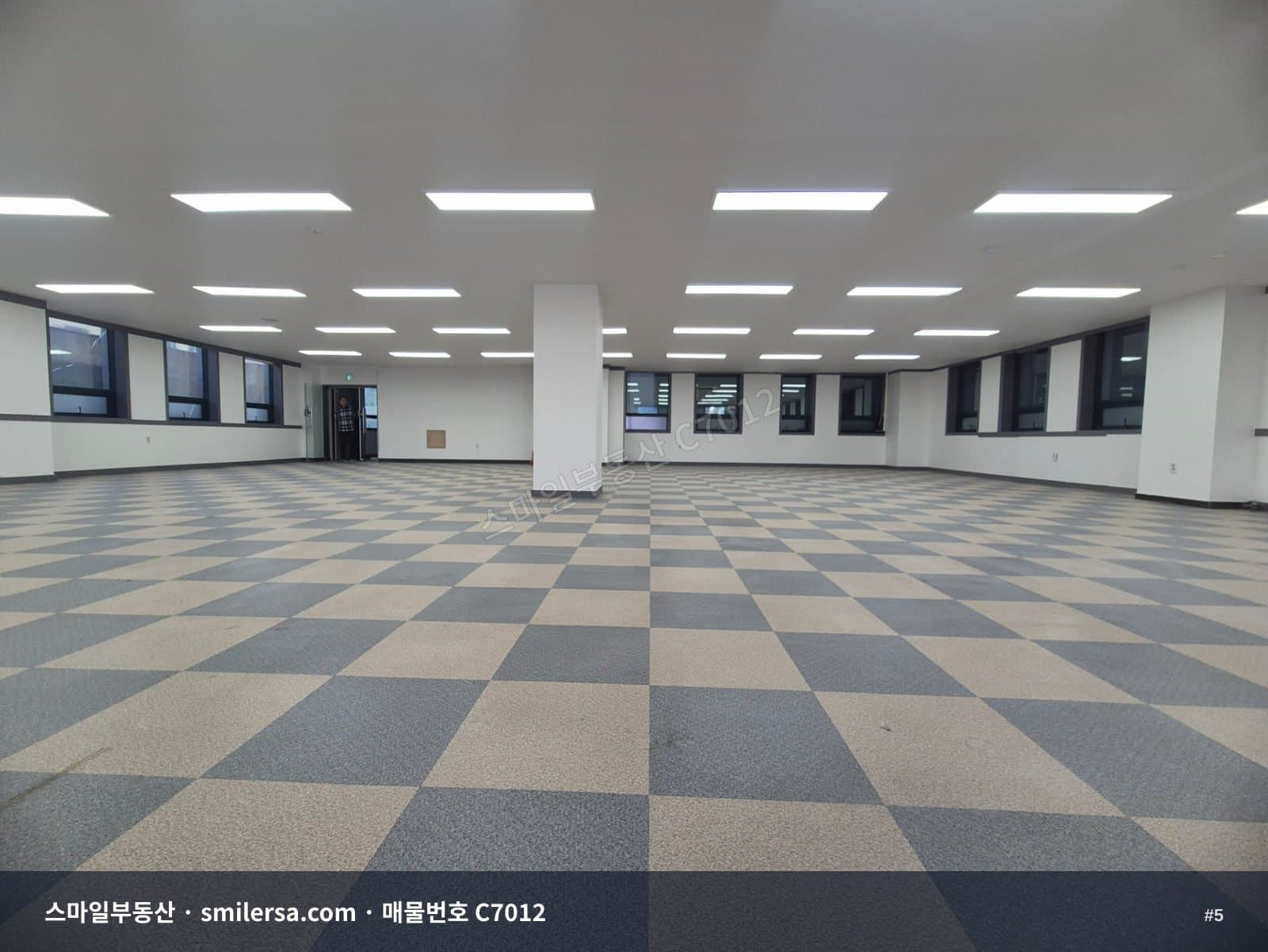 범천동 범일로변 98평 사무실, 지하철 가깝고 광고효과 좋은 자리 썸네일 5