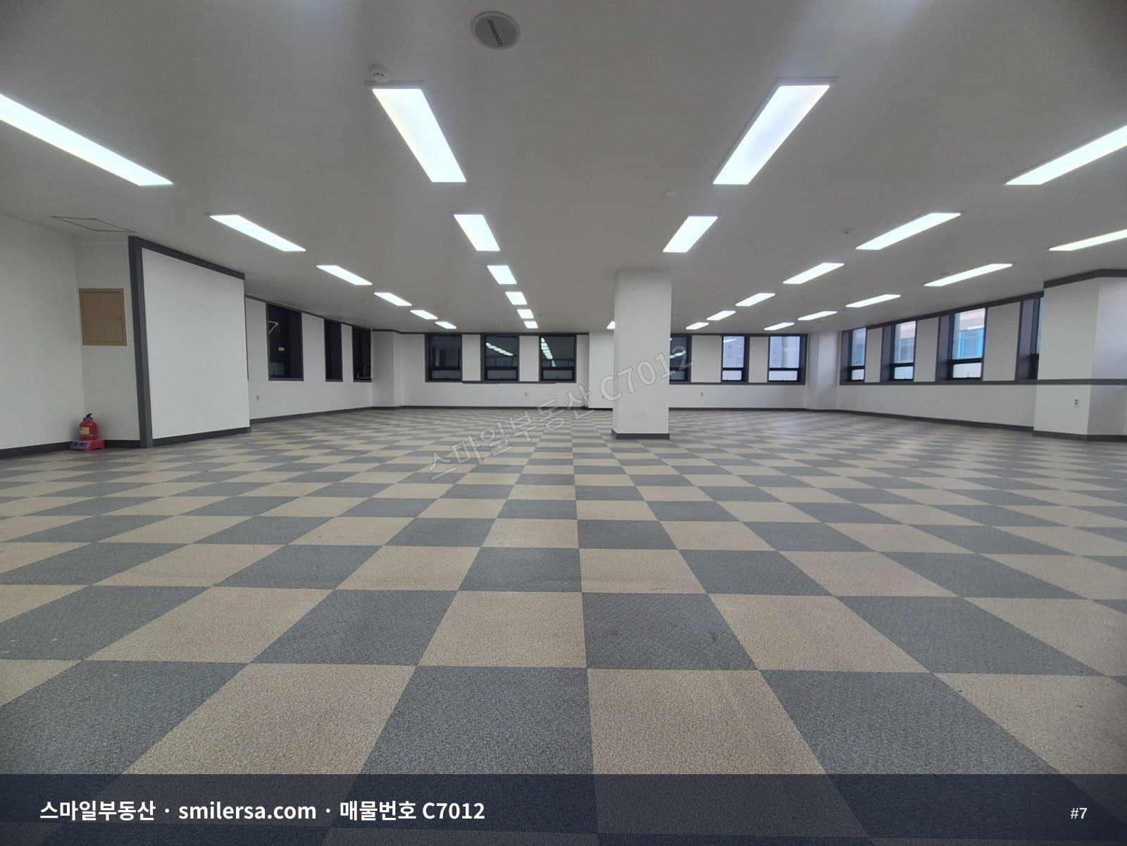 범천동 범일로변 98평 사무실, 지하철 가깝고 광고효과 좋은 자리 썸네일 7
