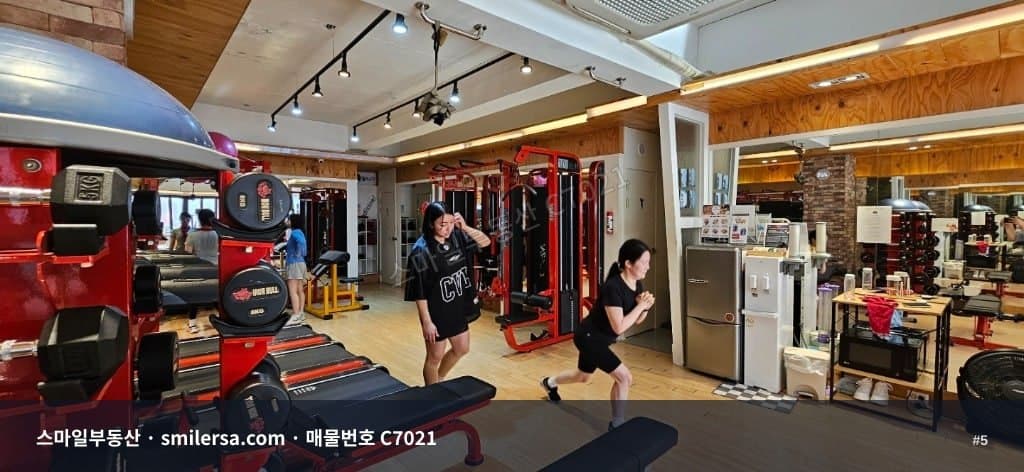 서면 로터리 인근 역세권 사무실, 14평 즉시 입주 가능 썸네일 5