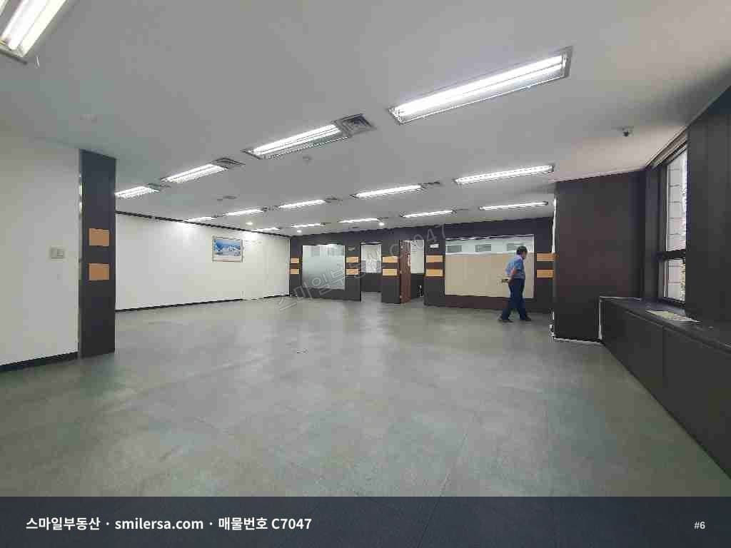 전포동 전자상가 3층 남향 사무실, 서면역 가까운 깨끗한 공간 썸네일 6