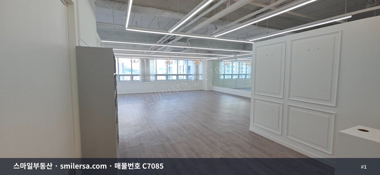 부산광역시 수영구 광안동 사무실 내부 사진 C7085