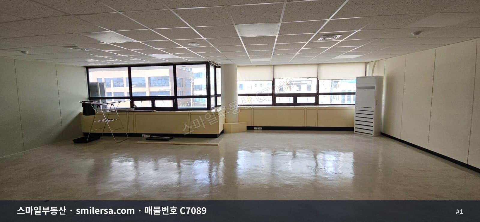 좌천삼거리 인근 전망 좋은 중형 사무실, 보증금 2천에 월 60만원 - 1
