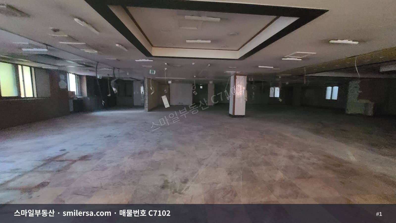 부산광역시 연제구 연산동 상가 내부 사진 C7102