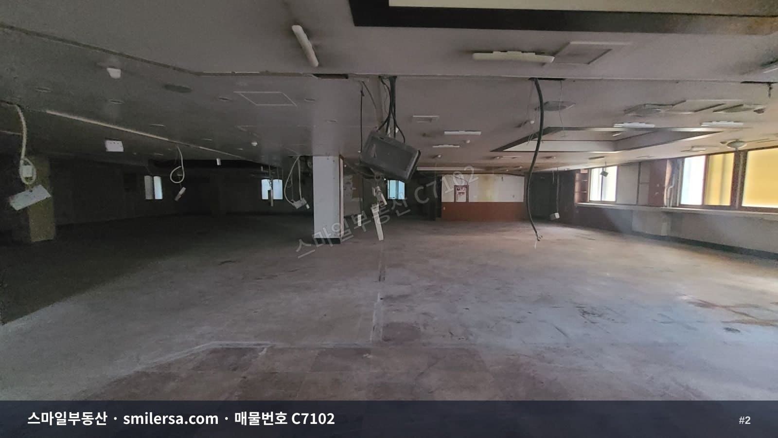 연산동 역세권 대로변 대형 사무실 임대 - 129평 넓은 공간 썸네일 2