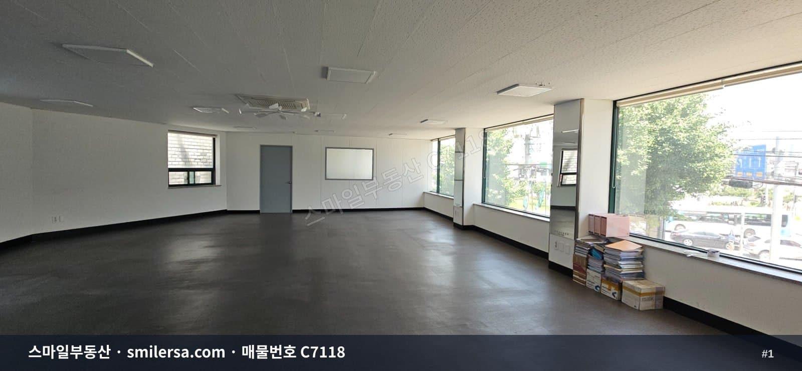 부산광역시 연제구 연산동 사무실 내부 사진 C7118