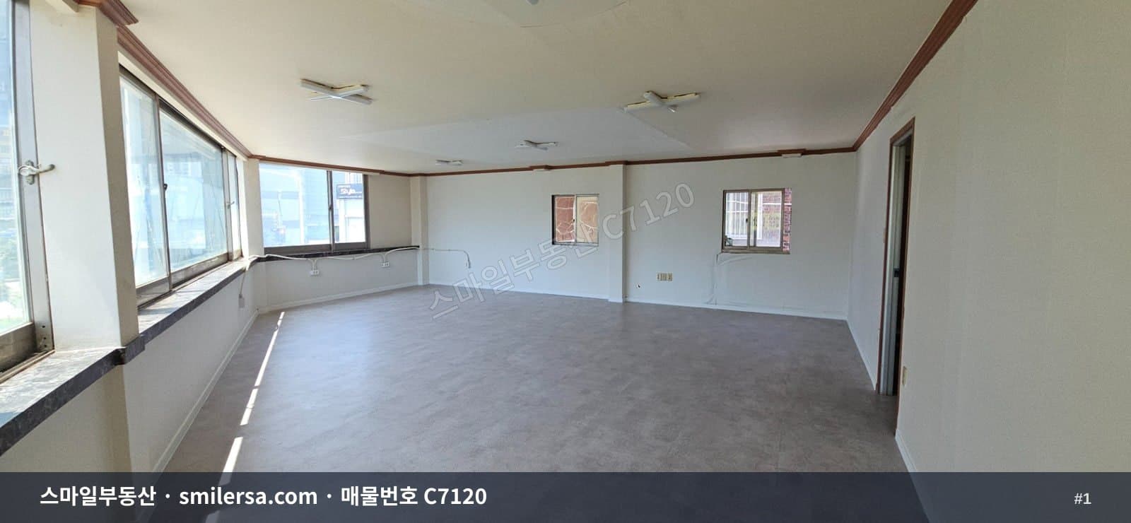 부산광역시 연제구 거제동 사무실 내부 사진 C7120