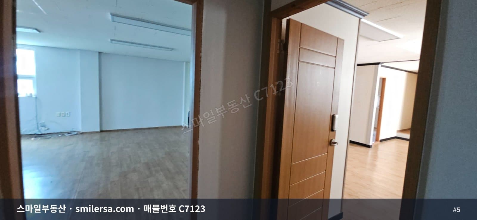 과정교차로 인근 도로변 소형 사무실, 연산동 20평 월세 썸네일 5