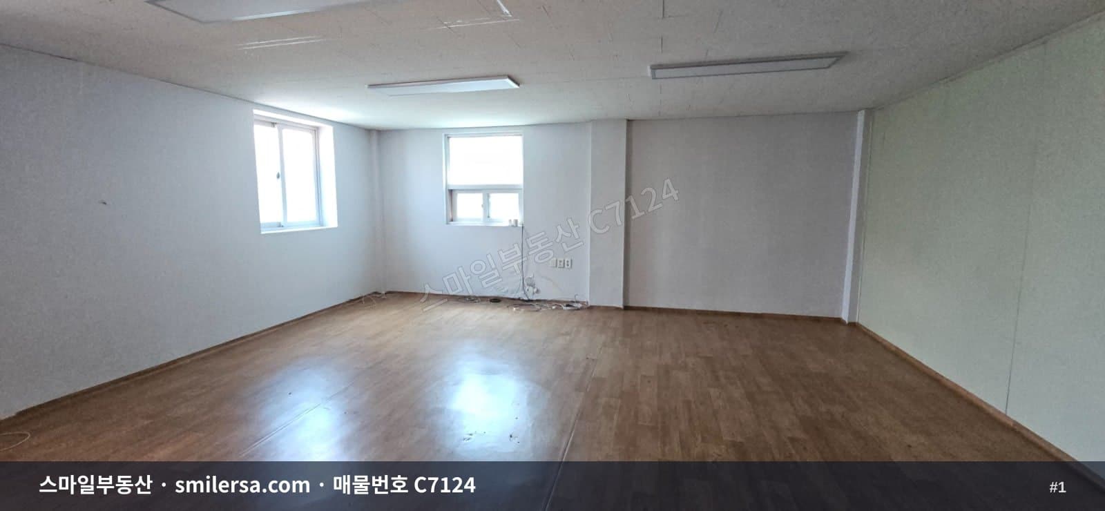 부산광역시 연제구 연산동 사무실 내부 사진 C7124