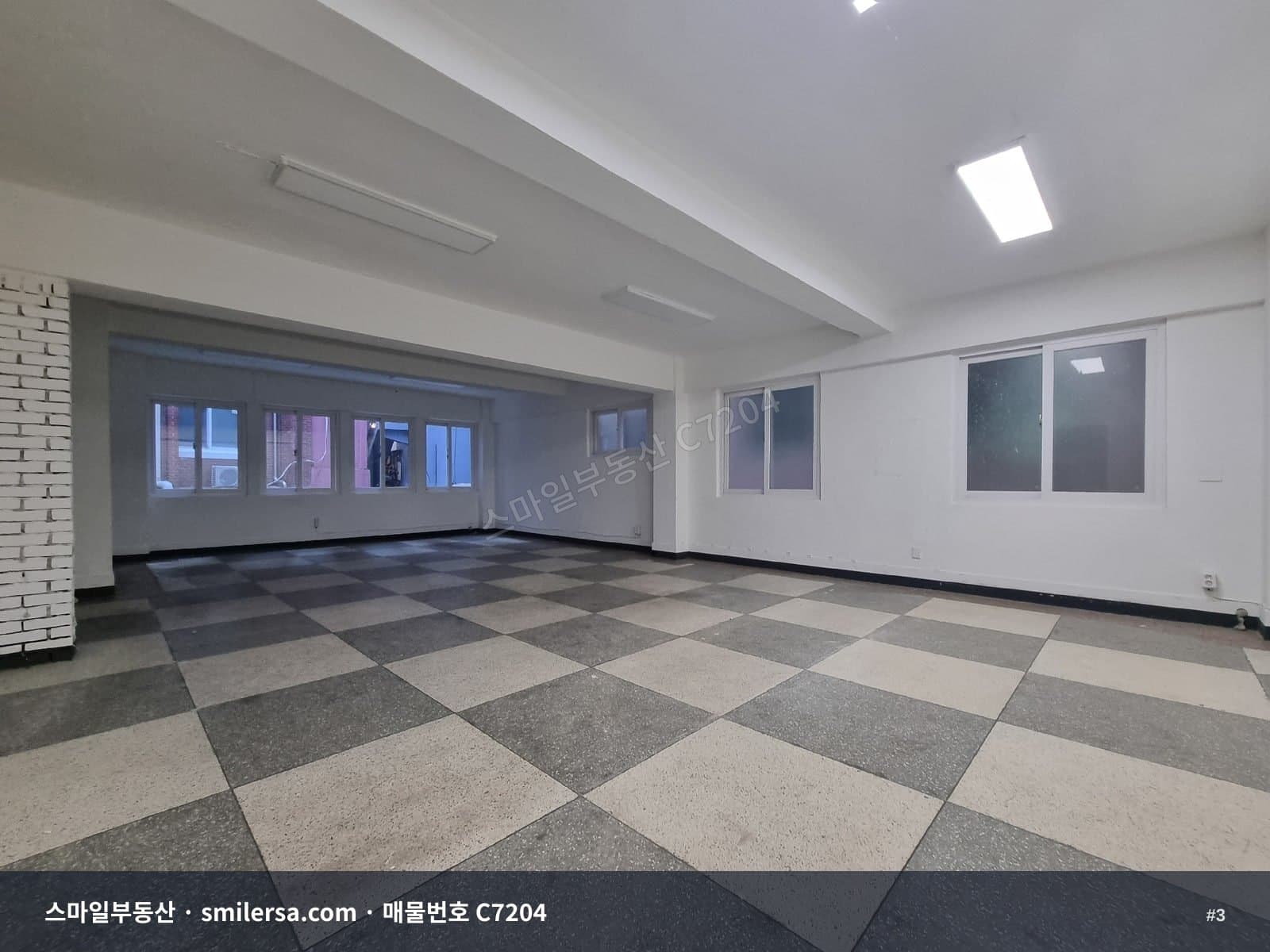 부전동 부전시장 인근 리모델링 깔끔한 사무실 30평 썸네일 3