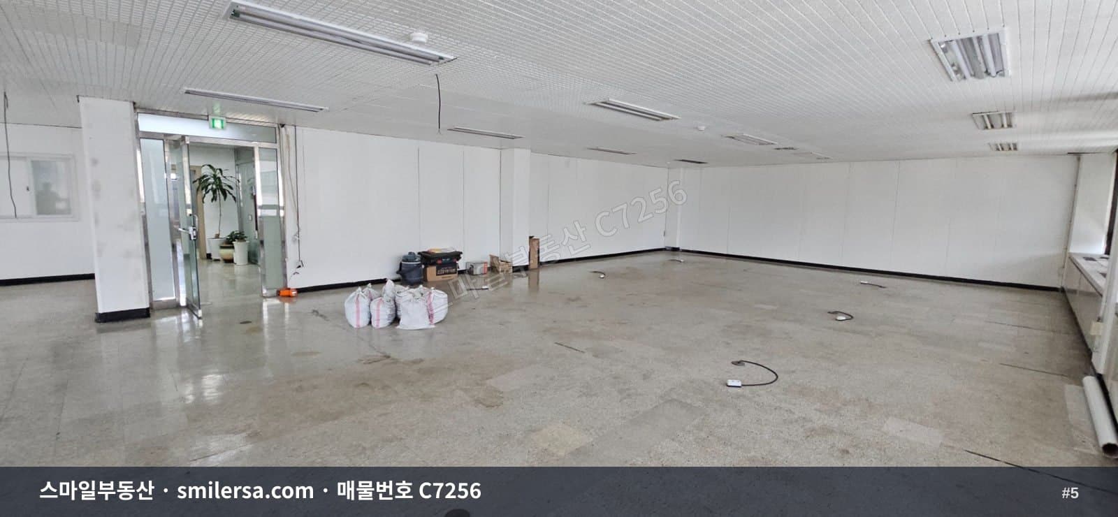 범일역 인근 중형 사무실, 주차 걱정 없는 90평대 공간 썸네일 5