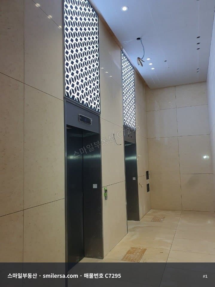 부산광역시 남구 대연동 사무실 내부 사진 C7295