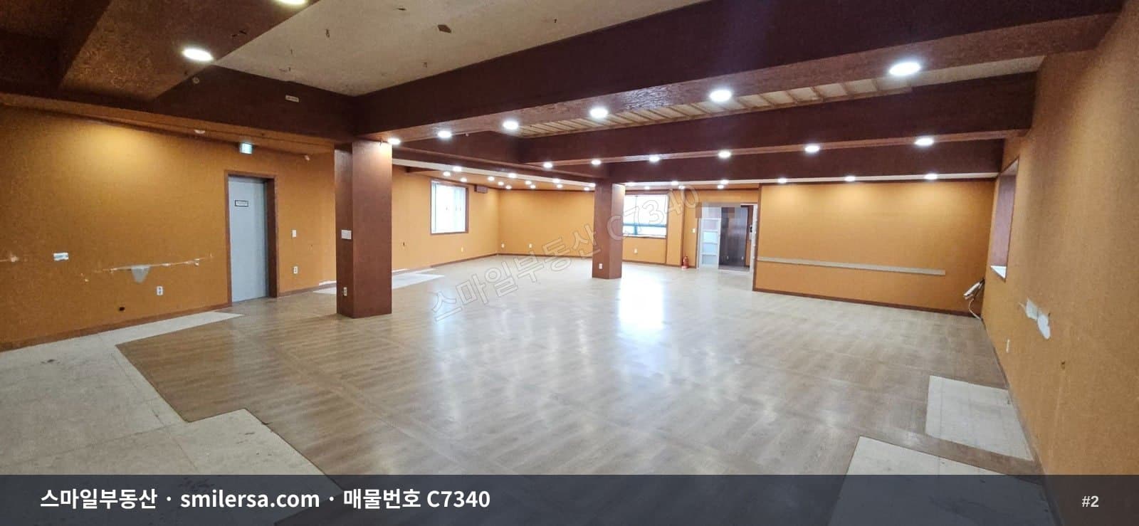동래역 인근 도로변 중대형 사무실, 테라스 있는 온천동 월세 썸네일 2