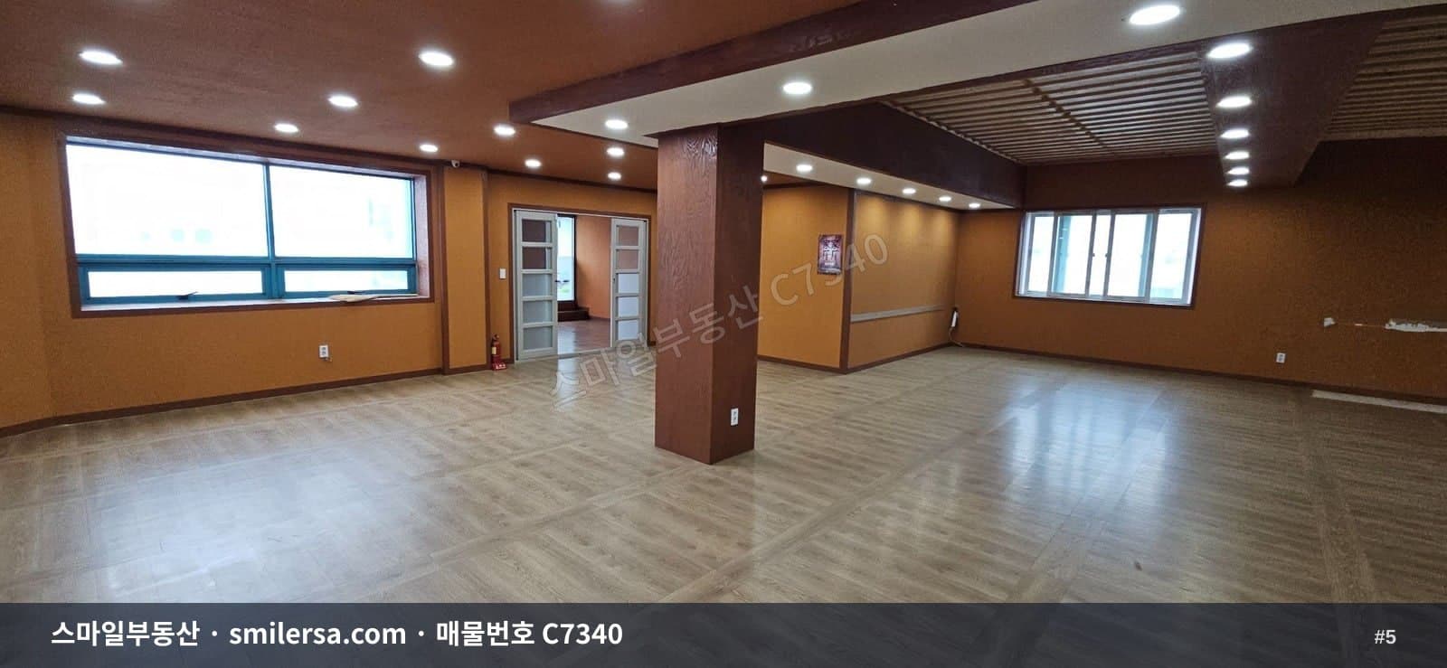 동래역 인근 도로변 중대형 사무실, 테라스 있는 온천동 월세 썸네일 5