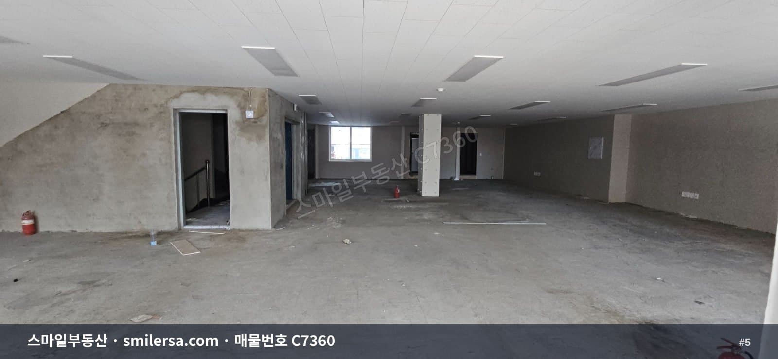 수영역 대로변 75평 리모델링 상가, 광고효과 좋은 2층 공간 썸네일 5