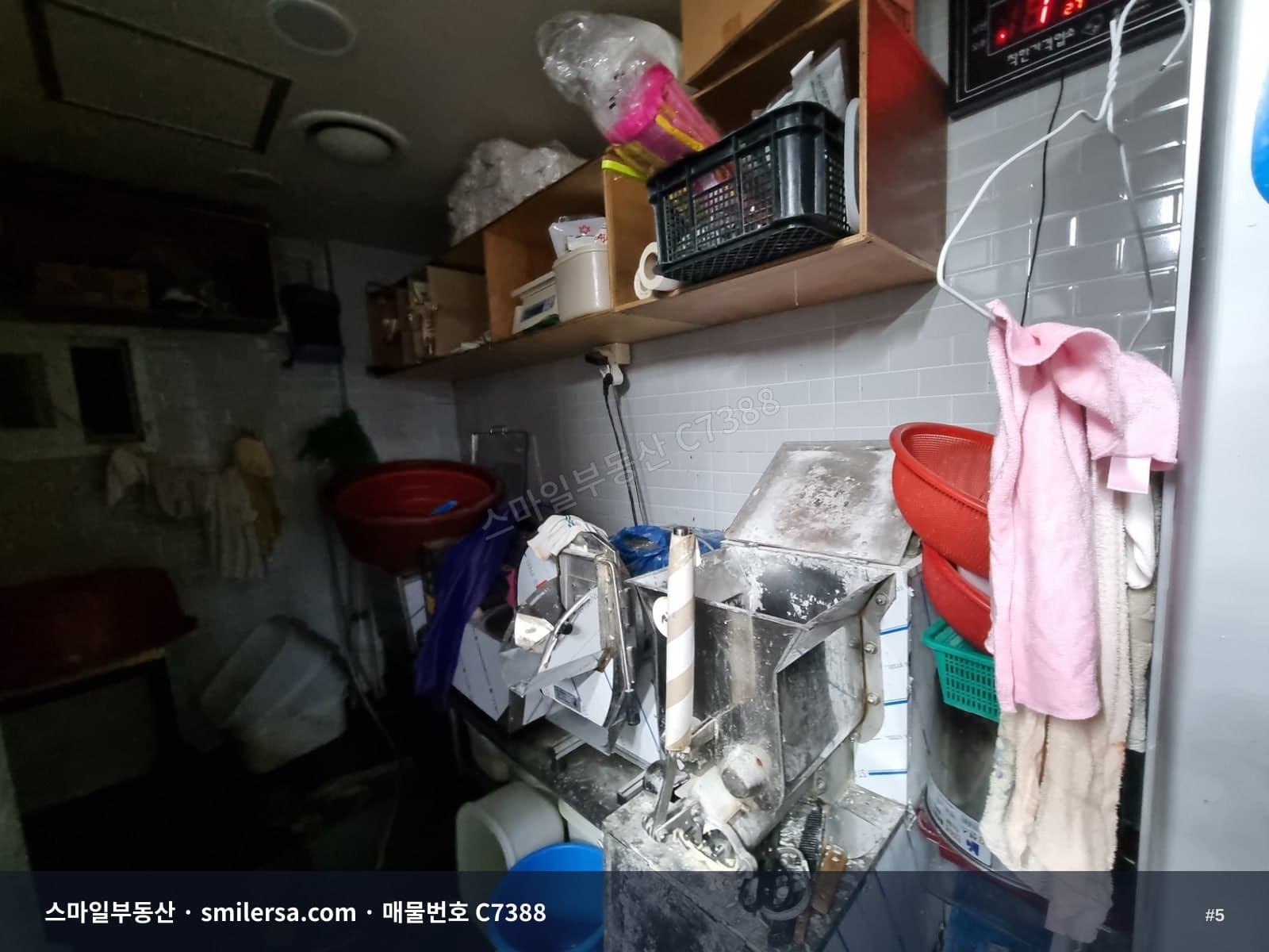 중앙3가 부산우체국 뒤 대로변 1층 음식점 상가 썸네일 5