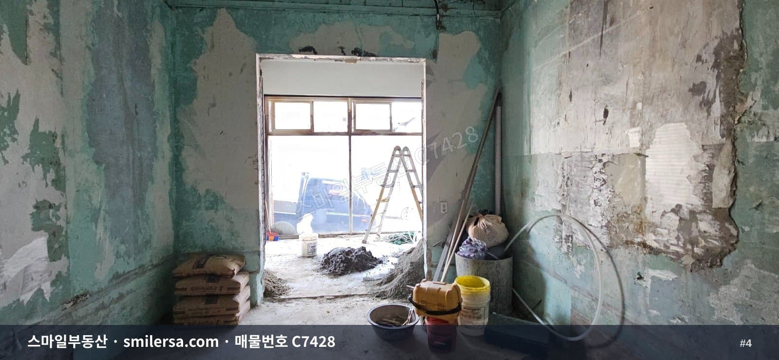 부산진역 인근 대로변 북항뷰 사무실, 채광 좋은 8층 50평 썸네일 4