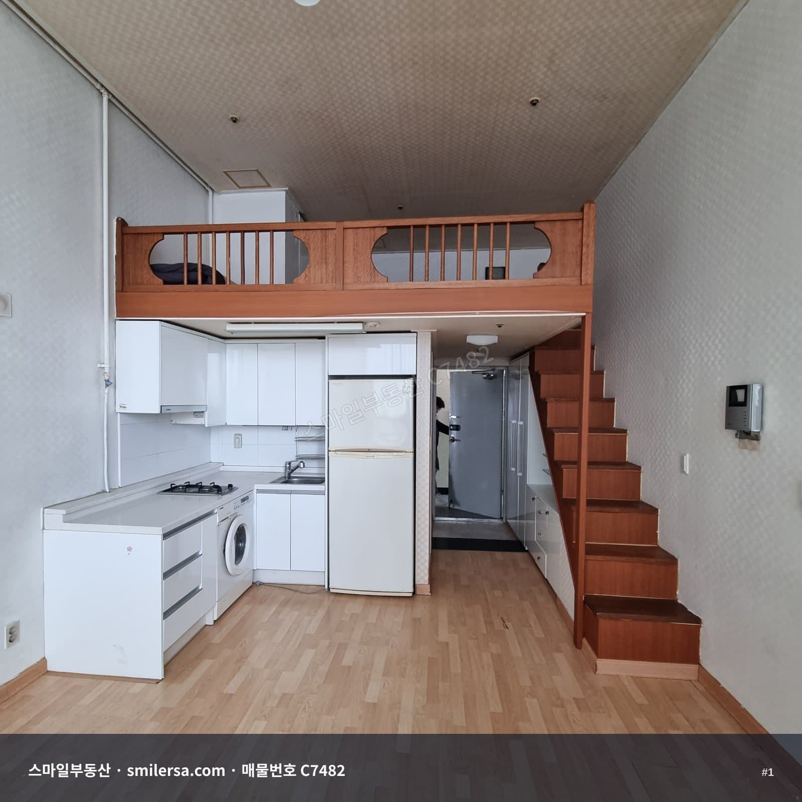 부산광역시 중구 중앙동4가 사무실 내부 사진 C7482