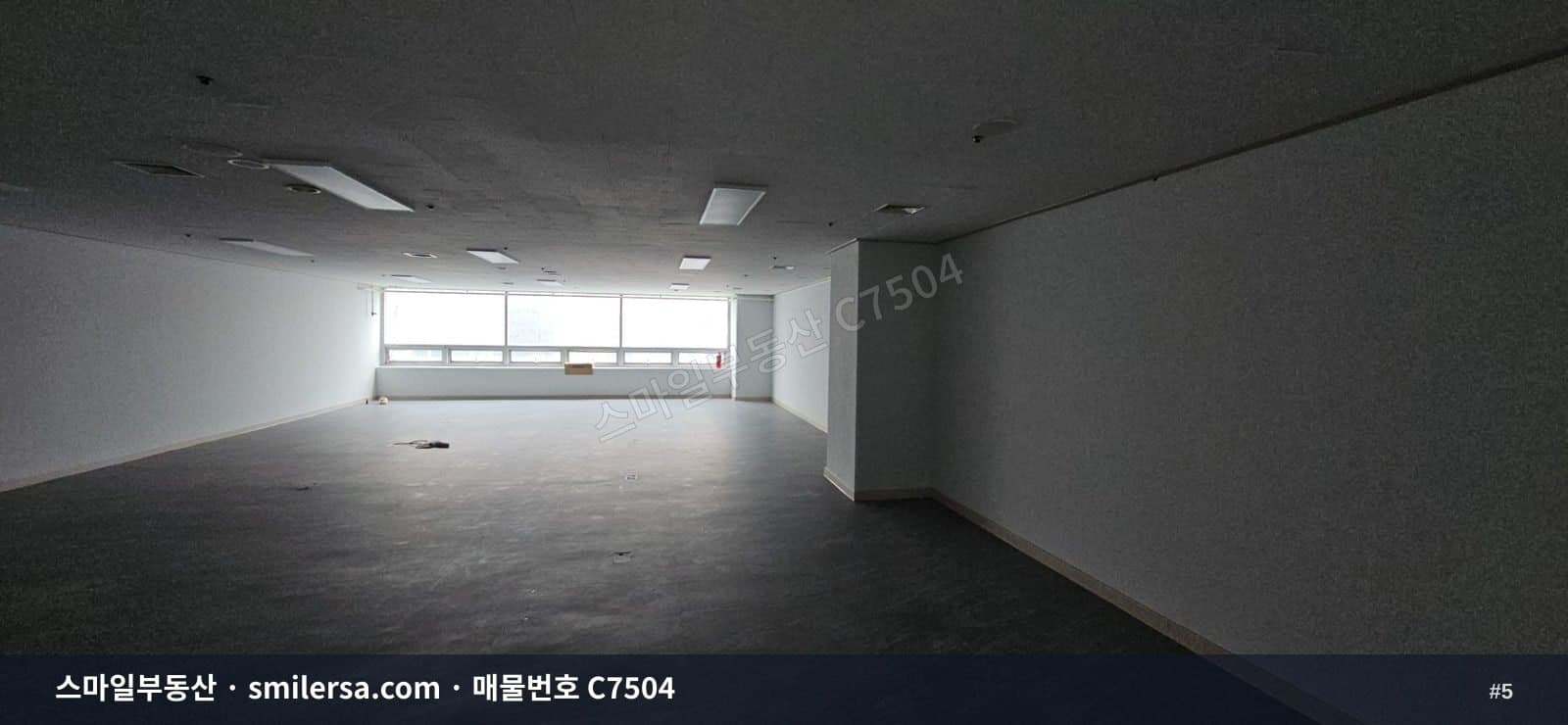 범내골역 인근 중형 상가·사무실, 3층 61평 월세 썸네일 5