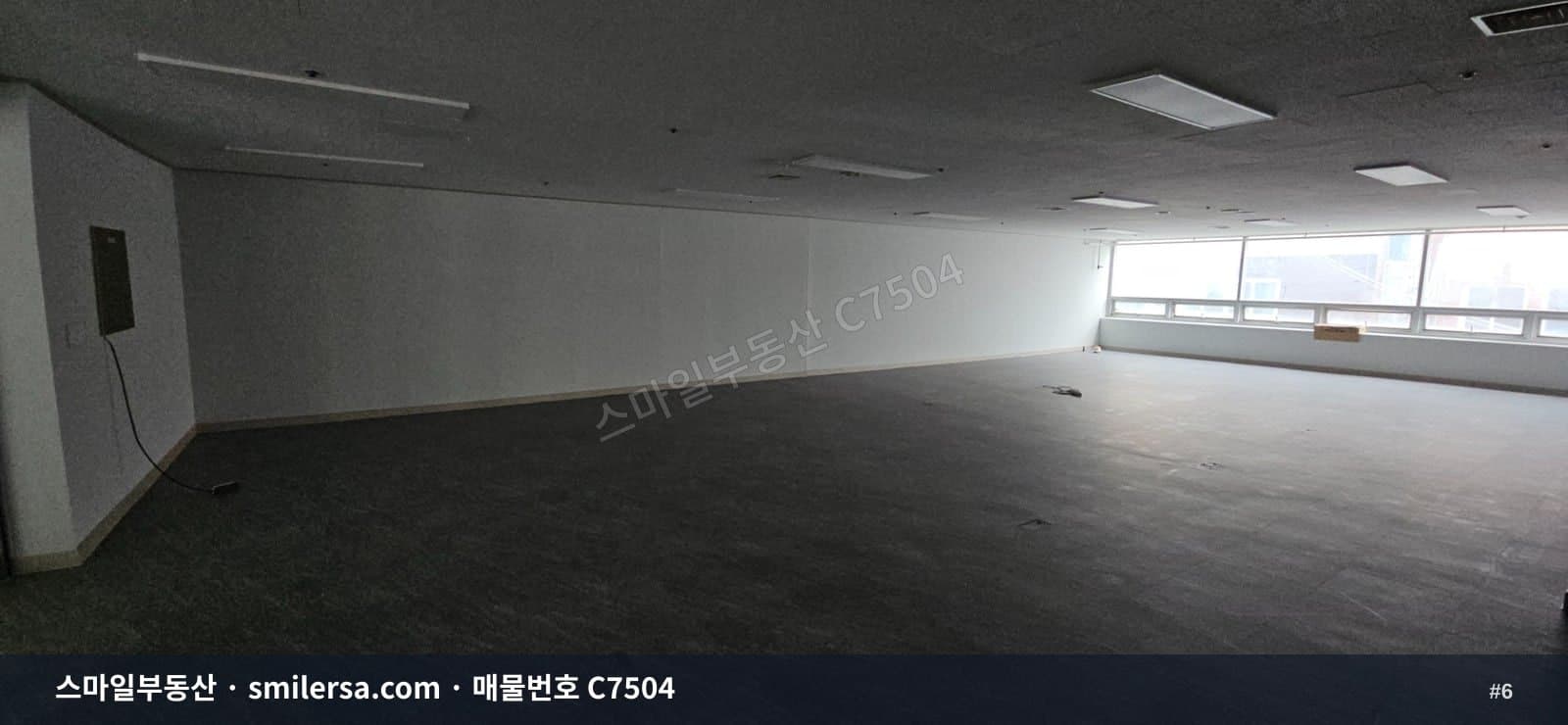 범내골역 인근 중형 상가·사무실, 3층 61평 월세 썸네일 6
