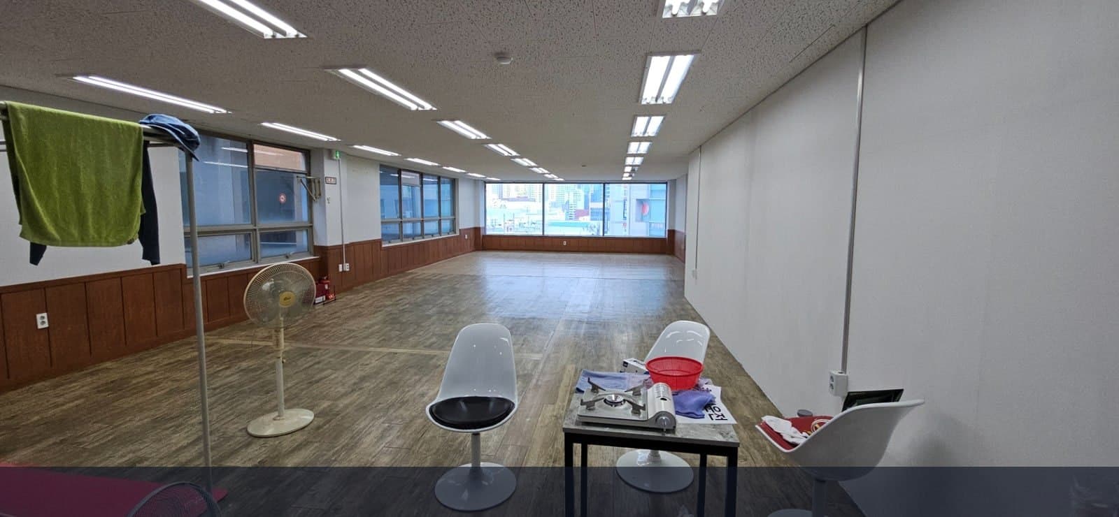 법원인근 중·대형 사무실, 거제동 50평 전망 좋은 공간 썸네일 4