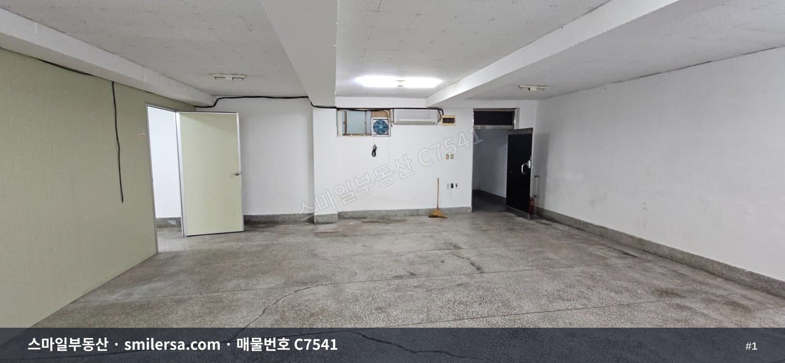 부산광역시 연제구 거제동 상가 내부 사진 C7541