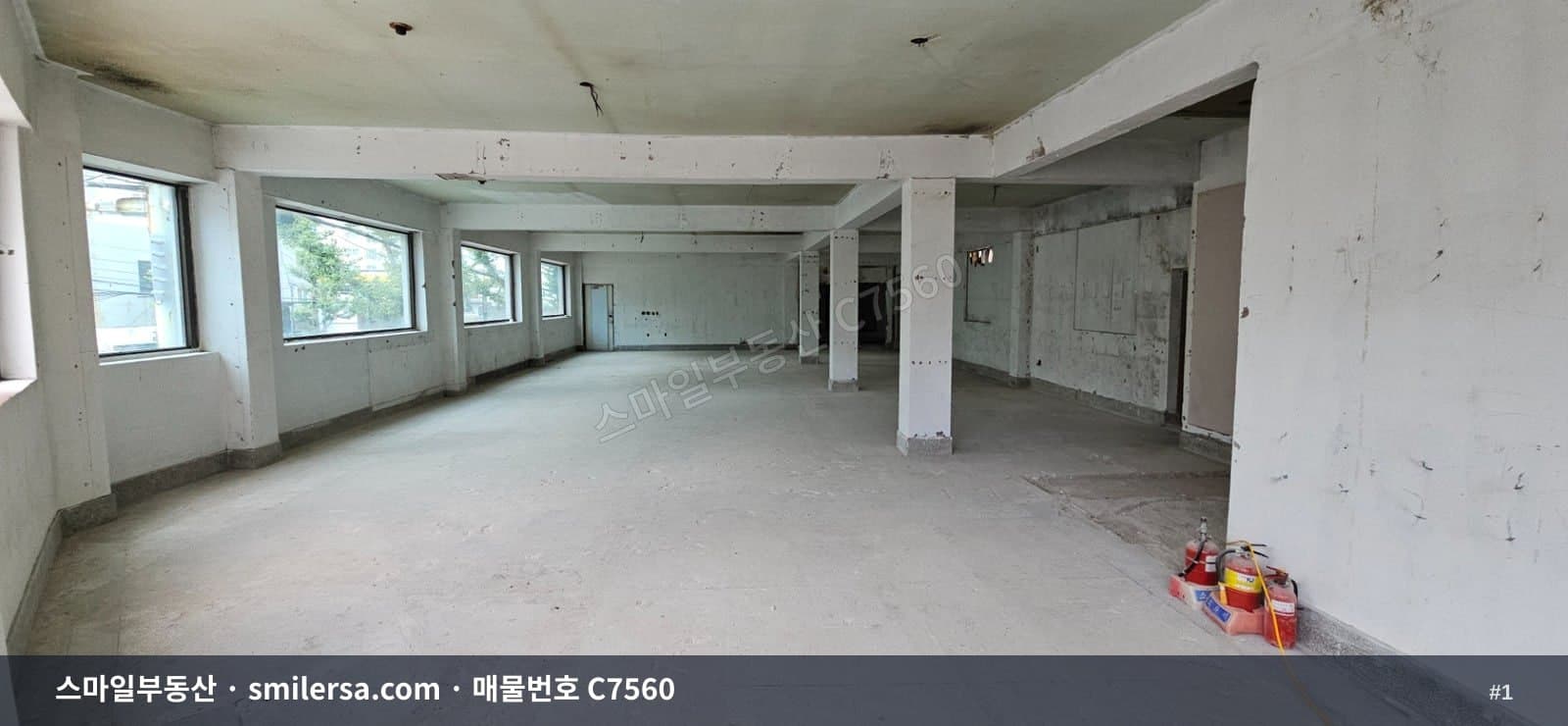부산광역시 수영구 광안동 사무실 내부 사진 C7560