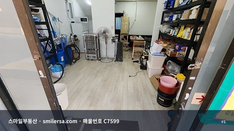 망미역 인근 무권리 1층 상가, 소방도로변 12평 월세 - 1
