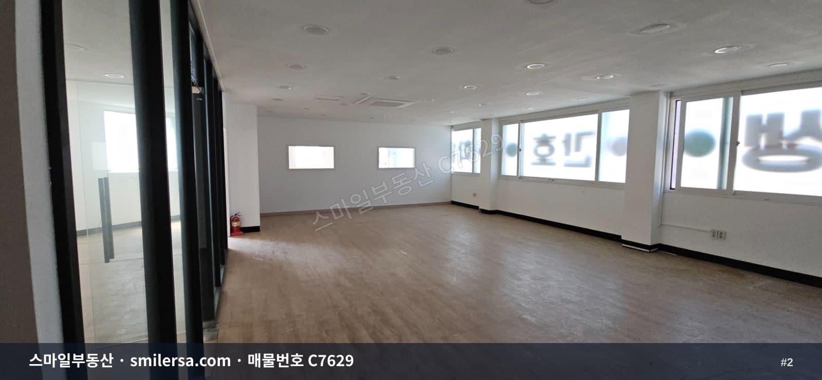 지게골역·문현고가교 인근 중형 사무실, 대로변 접근성 좋은 2층 썸네일 2