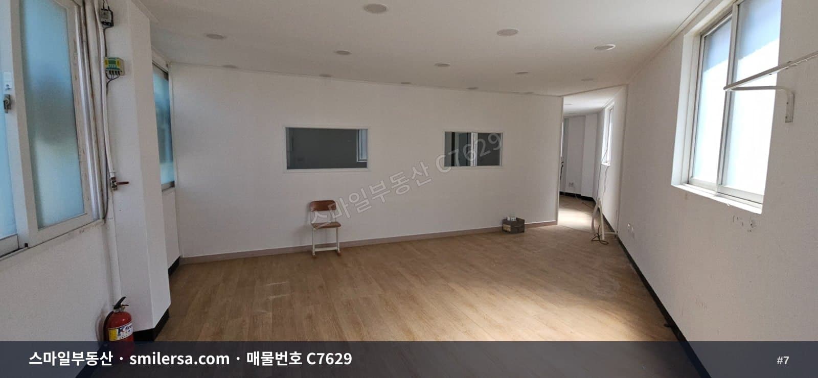 지게골역·문현고가교 인근 중형 사무실, 대로변 접근성 좋은 2층 썸네일 7