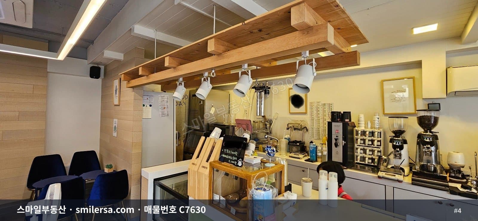 지게골역·문현고가교 인근 지하 상가, 50평 월세 매물 썸네일 4