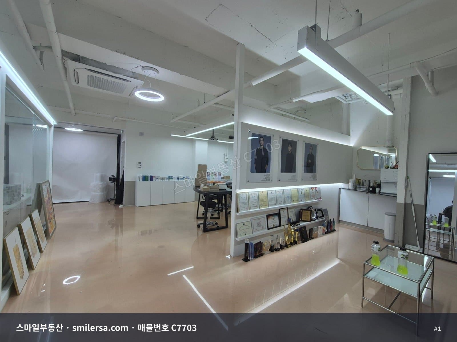 부산광역시 부산진구 전포동 상가 내부 사진 C7703