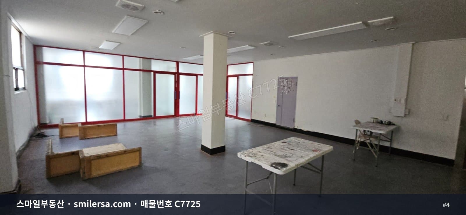 수영역 인근 도로변 42평 사무실, 월 70에 시작하는 광안동 상가 썸네일 4