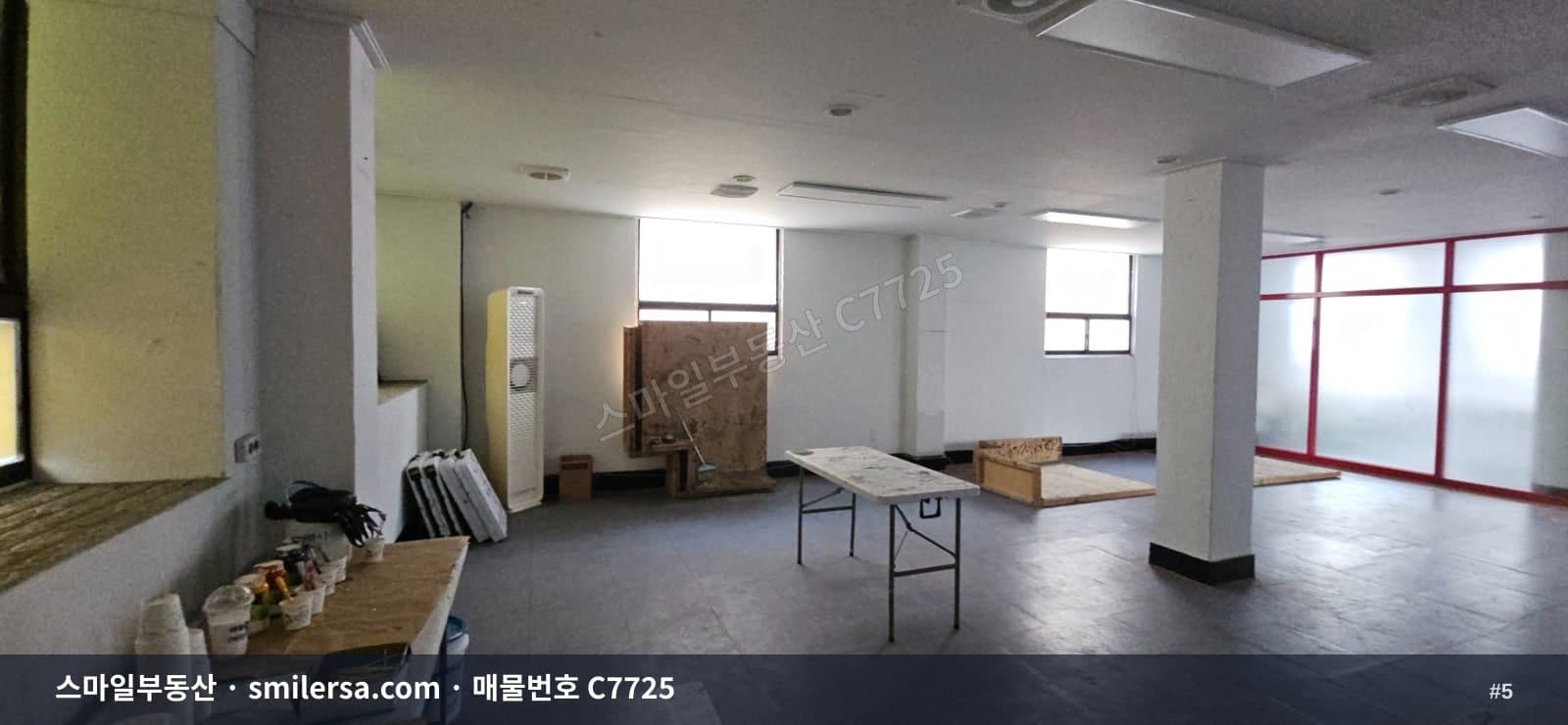 수영역 인근 도로변 42평 사무실, 월 70에 시작하는 광안동 상가 썸네일 5