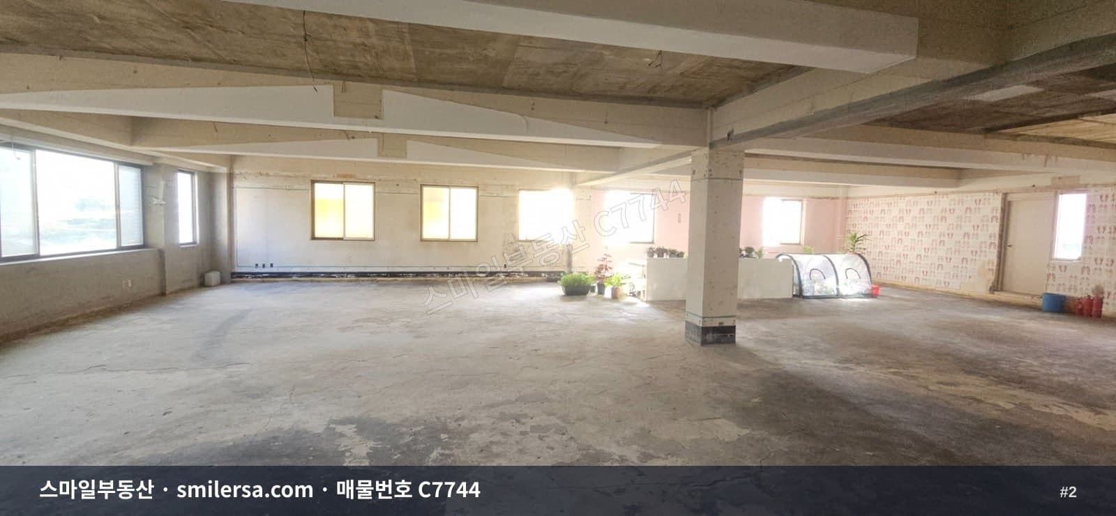 부경대 인근 도로변 77평 사무실, 노출 좋은 4층 공간 썸네일 2