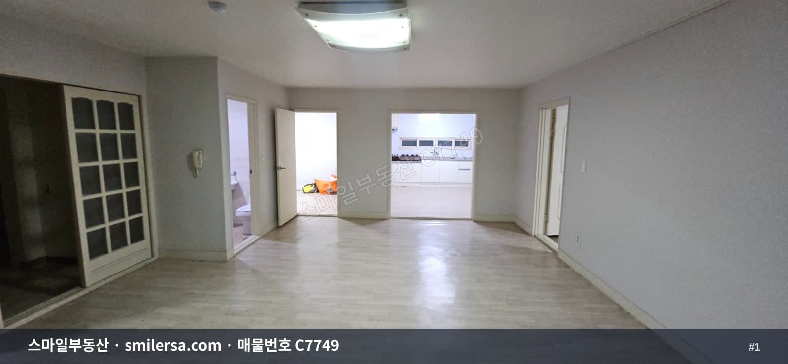 부산광역시 동래구 온천동 사무실 내부 사진 C7749