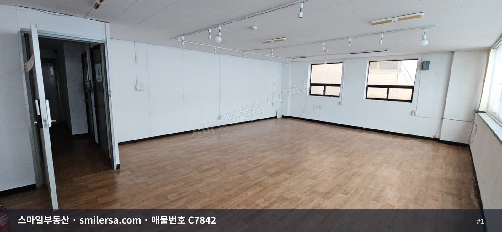 부산광역시 동구 범일동 사무실 내부 사진 C7842