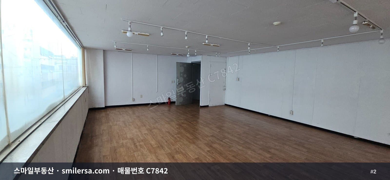 범일동 가성비 좋은 소형 사무실, 월 40만원으로 시작하는 사무공간 썸네일 2