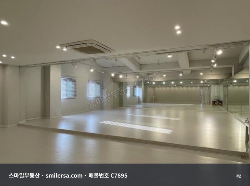 전포사잇길 초입 5층 53평, 신축급 인테리어 완비 상가 썸네일 2