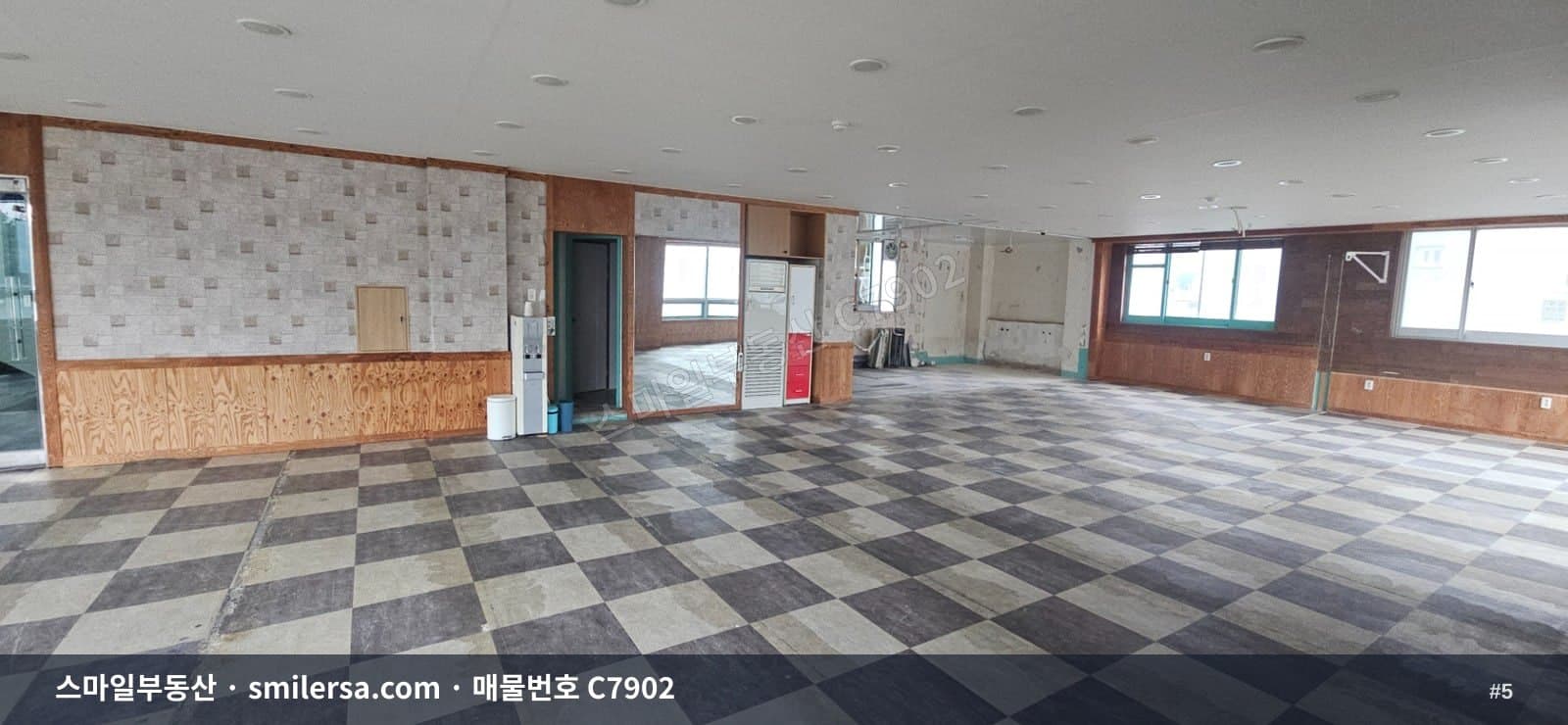 사직 야구장 인근 58평 중형 상가, 다양한 업종 가능 썸네일 5
