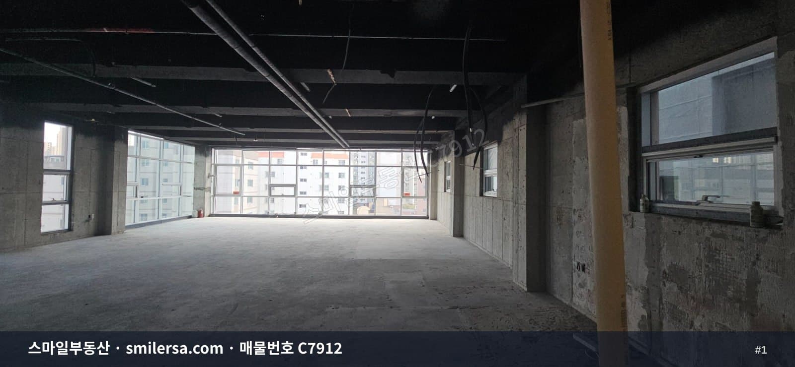 부산광역시 동래구 사직동 사무실 내부 사진 C7912