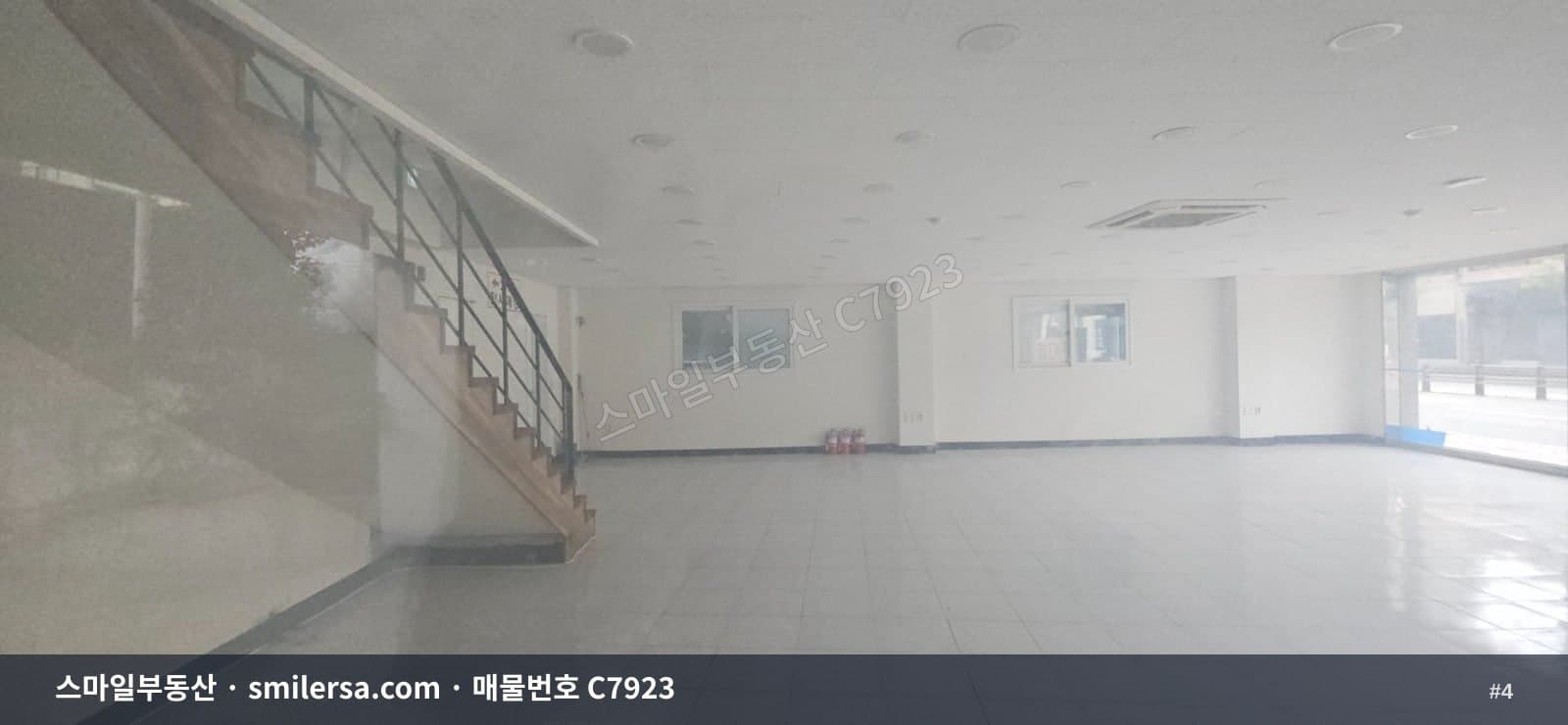 명륜로 가구거리 1층 상가, 노출 좋은 판매점 자리 썸네일 4
