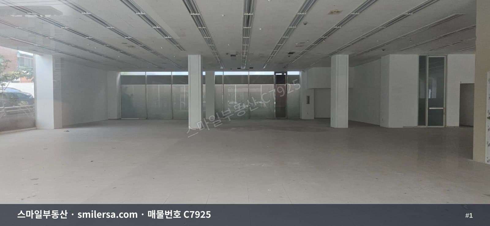 부곡동 중앙대로변 1층 대형 상가, 228평 규모로 다양한 업종 검토 가능 - 1